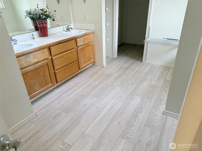 Property photo for 26410 110th Place Se, Kent photo 21