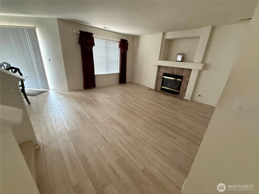 Property photo for 26410 110th Place Se, Kent photo 6