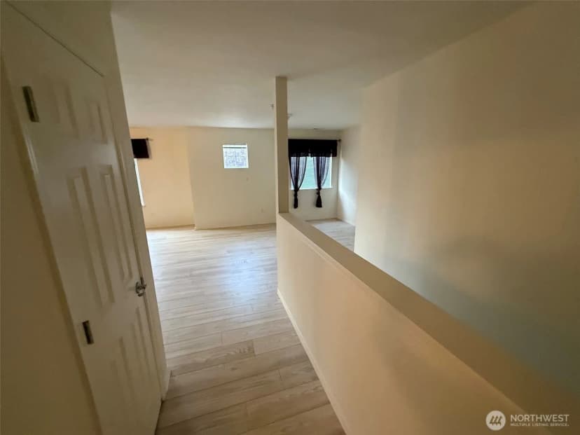 Property photo for 26410 110th Place Se, Kent photo 14