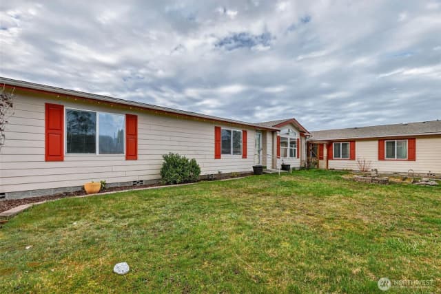 Property photo for 402 Parrish Road, Sequim photo 3