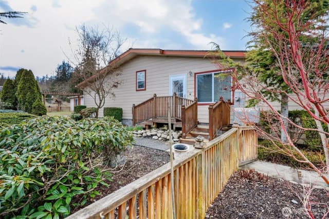 Property photo for 402 Parrish Road, Sequim