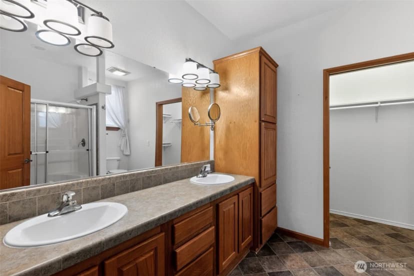 Property photo for 402 Parrish Road, Sequim photo 18