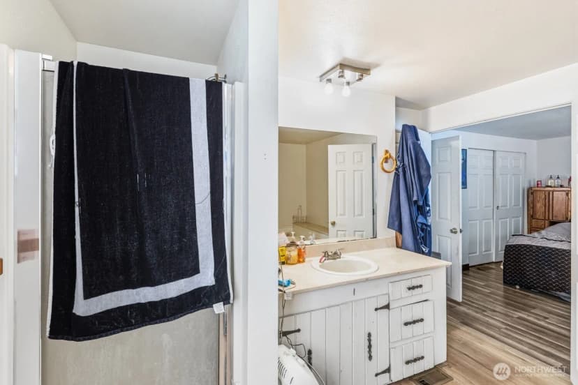 Property photo for 7275 Ne Geneva Street, Suquamish photo 16