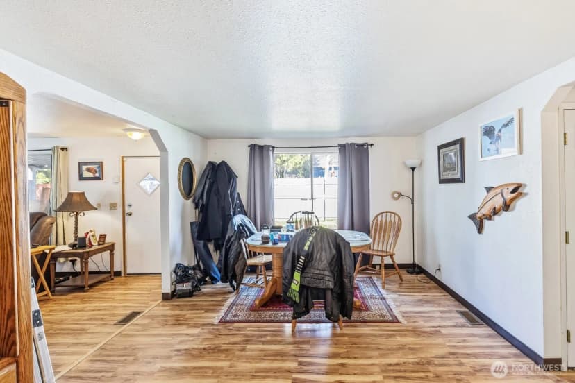 Property photo for 7275 Ne Geneva Street, Suquamish photo 8