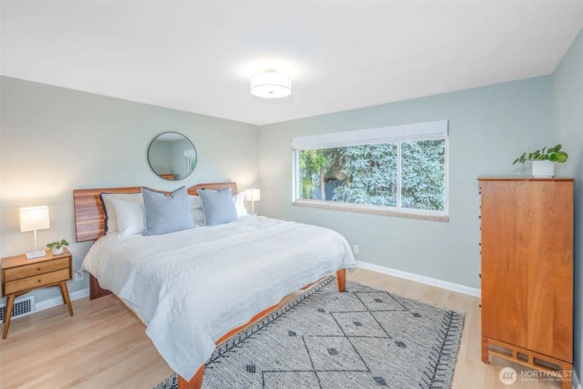 Property photo for 3744 Ne 165th Street, Lake Forest Park photo 20