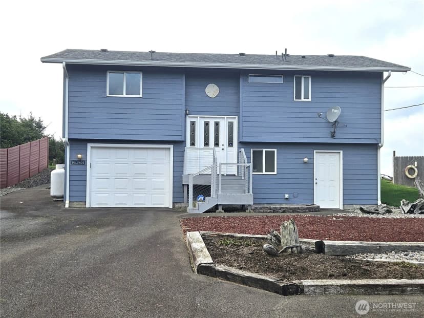 Property photo for 29529 G Street, Ocean Park