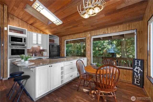 Property photo for 2520 E Saint Andrews Drive N, Shelton photo 2