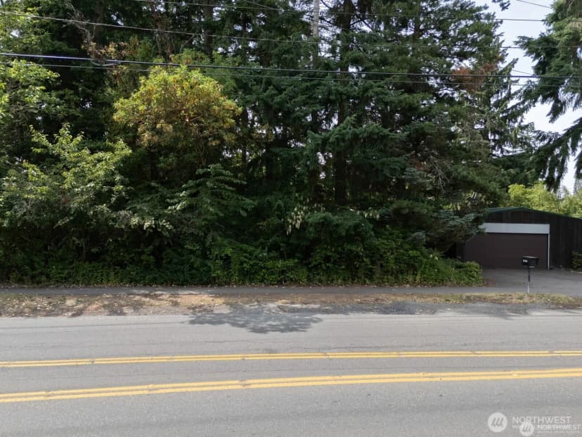 Property photo for 1111 1st Avenue Ne, Seattle photo 12