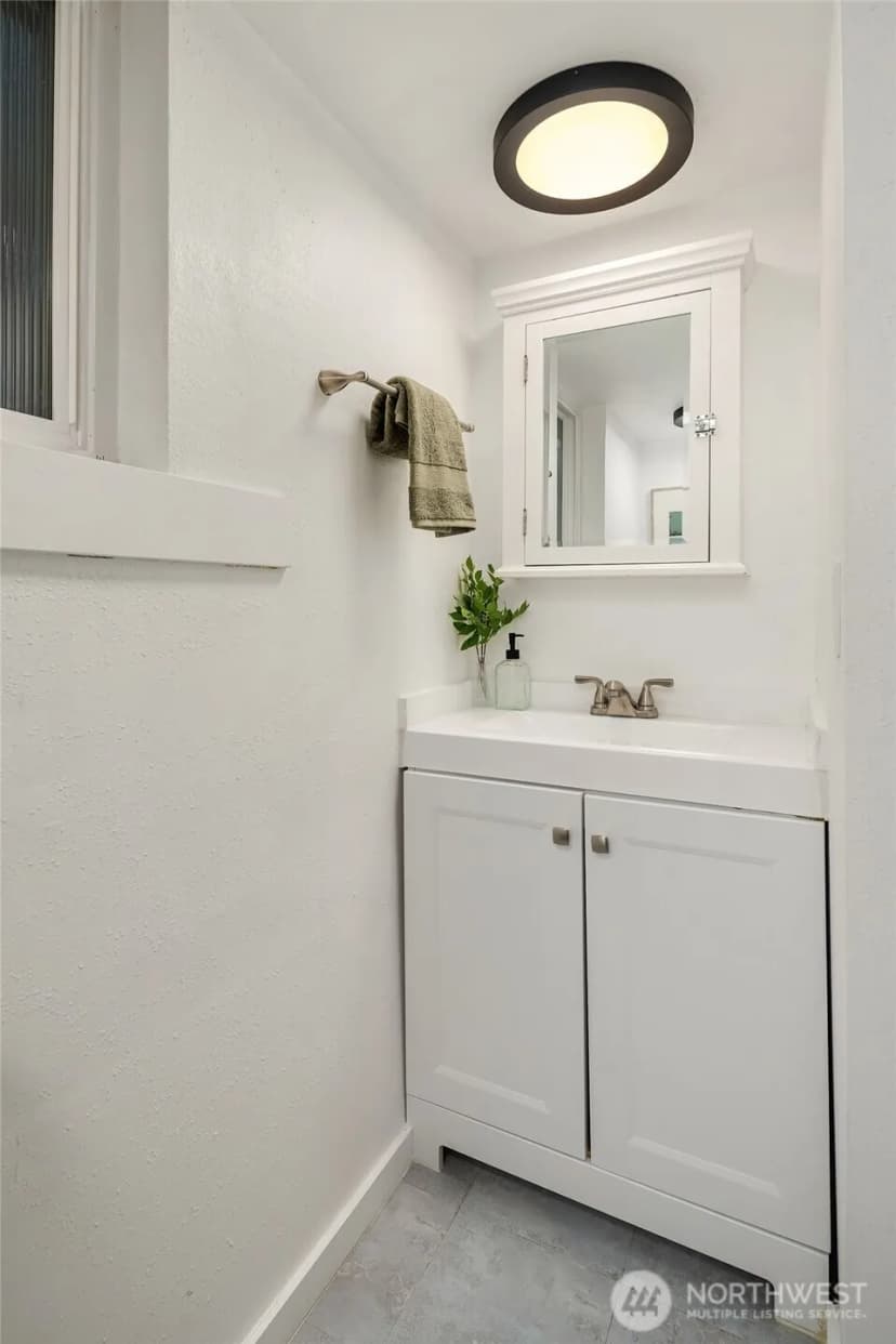 Property photo for 3234 35th Avenue W, Seattle photo 35