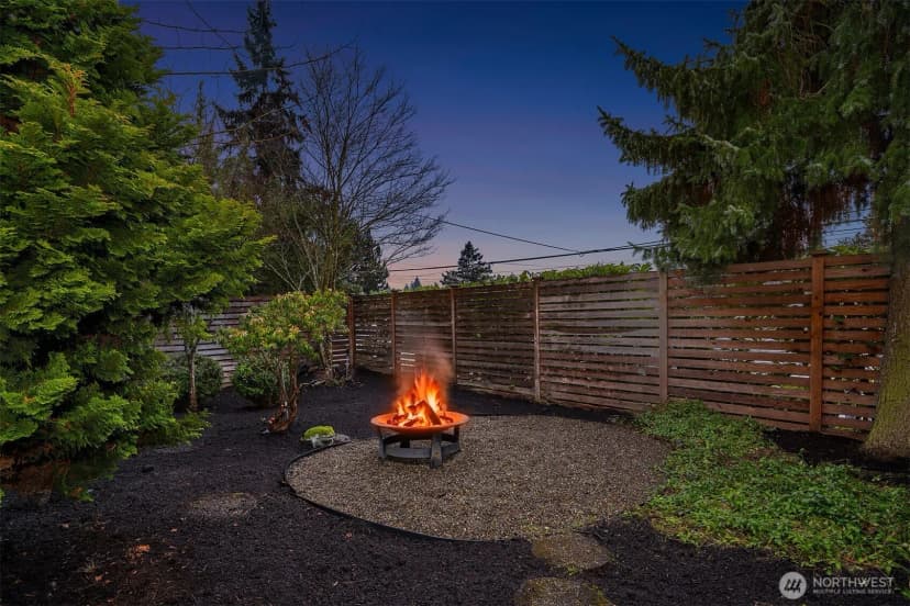 Property photo for 3234 35th Avenue W, Seattle photo 11