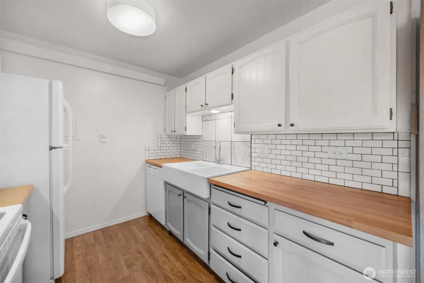 Property photo for 2500 81st Avenue Se #118, Mercer Island photo 5