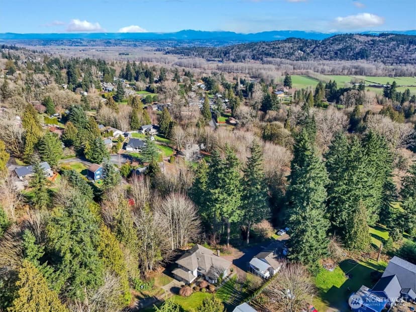 Property photo for 16714 Broadway Avenue, Snohomish photo 35