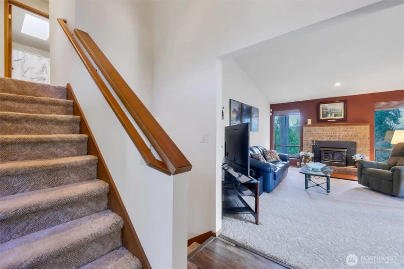 Property photo for 16714 Broadway Avenue, Snohomish photo 18