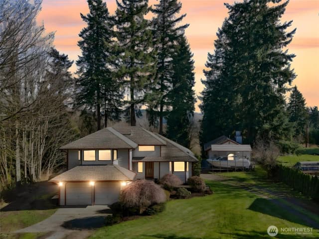 Property photo for 16714 Broadway Avenue, Snohomish