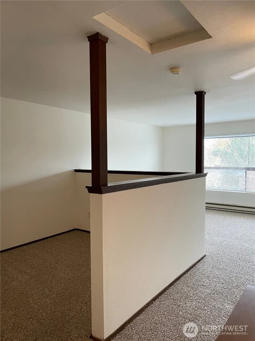Property photo for 15043 8th Avenue S, Burien photo 15