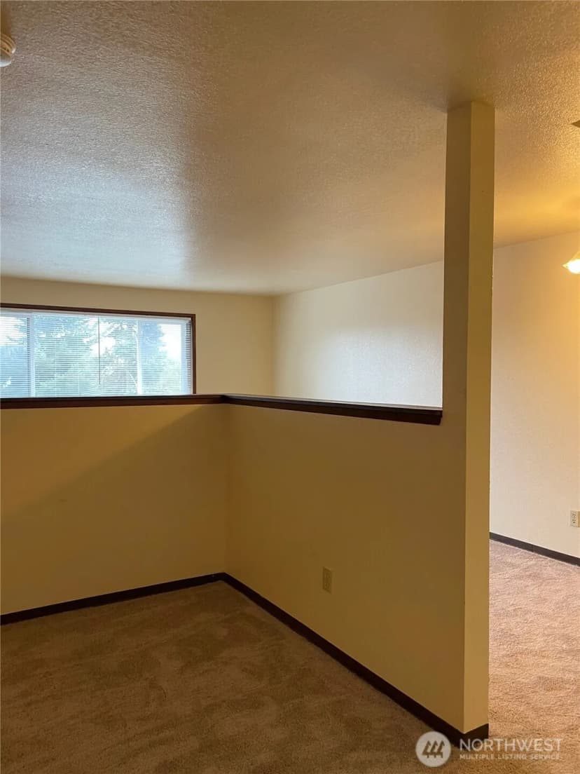 Property photo for 15043 8th Avenue S, Burien photo 10