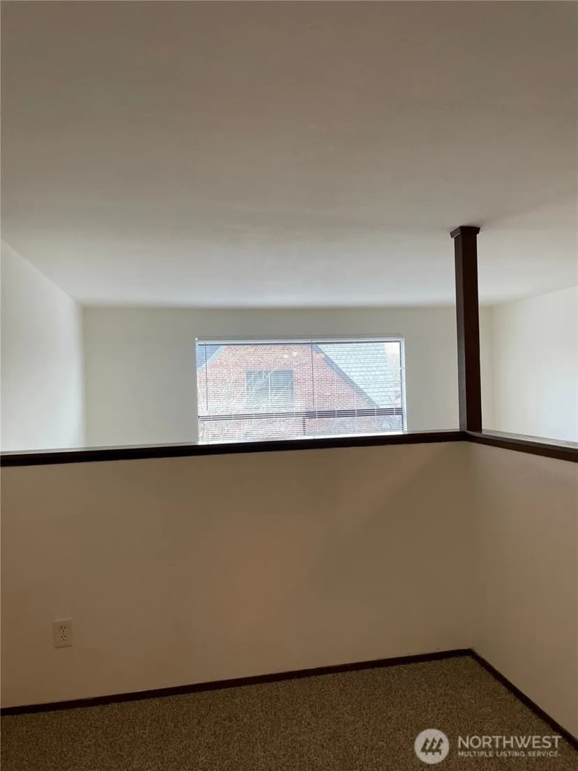 Property photo for 15043 8th Avenue S, Burien photo 16