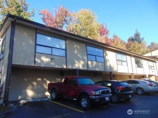 Property photo for 15043 8th Avenue S, Burien photo 12