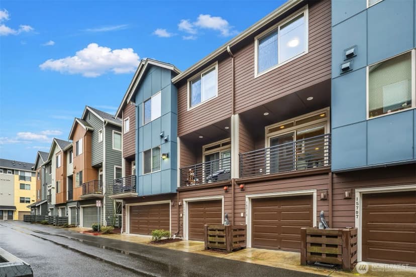 Property photo for 15711 Ne 14th Alley, Bellevue photo 21