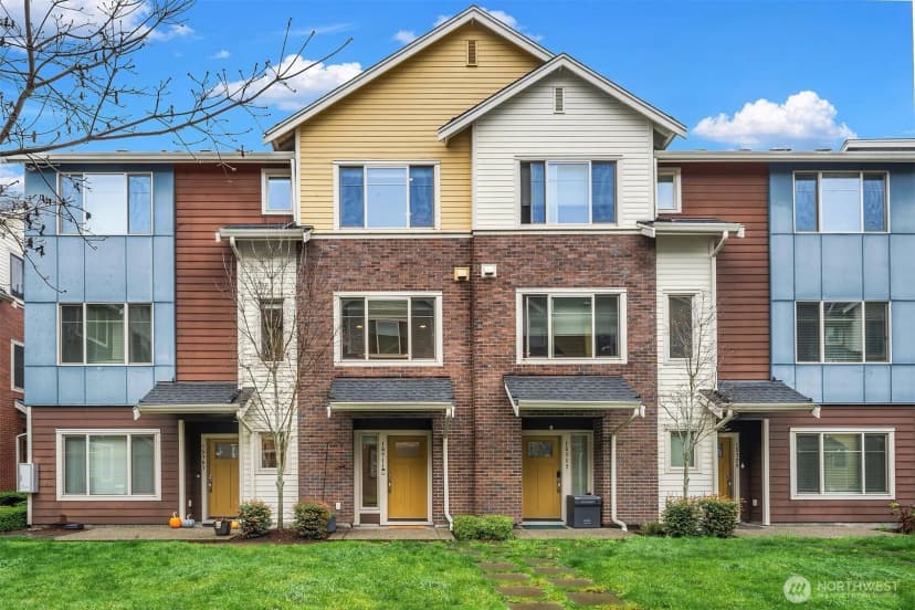Property photo for 15711 Ne 14th Alley, Bellevue