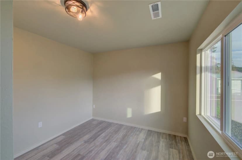 Property photo for 1365 Dolan Street, Raymond photo 16