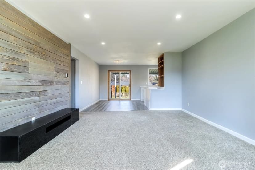 Property photo for 365 Se Highland Park Drive, College Place photo 5
