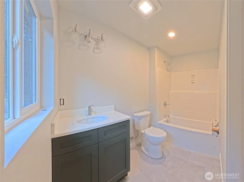 Property photo for 2923 Brook Lane, Sedro Woolley photo 8