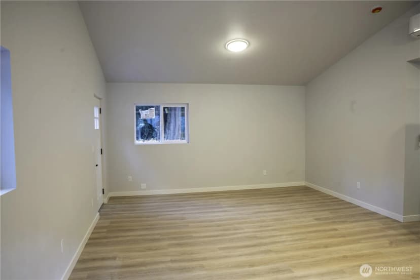 Property photo for 2923 Brook Lane, Sedro Woolley photo 6
