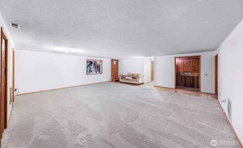 Property photo for 9652 Ronald Drive, Blaine photo 28