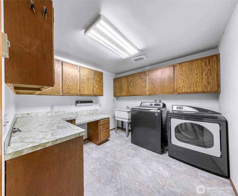 Property photo for 9652 Ronald Drive, Blaine photo 7