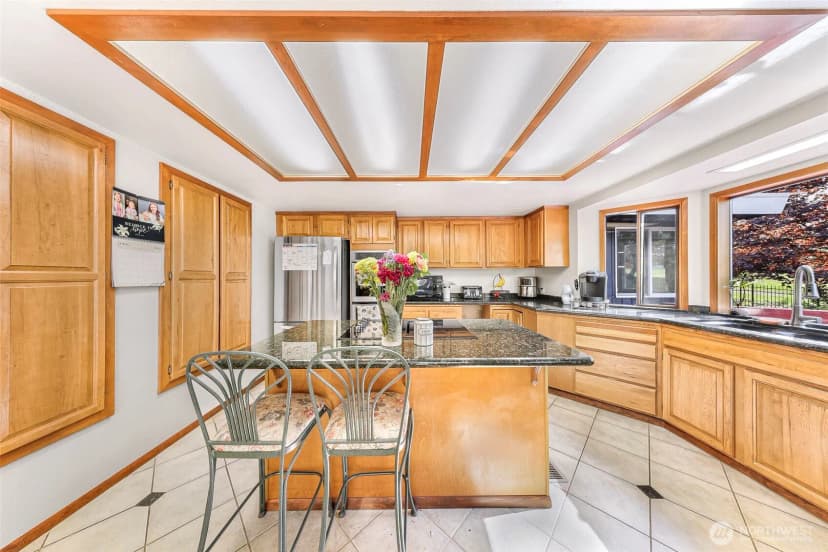 Property photo for 9652 Ronald Drive, Blaine photo 10