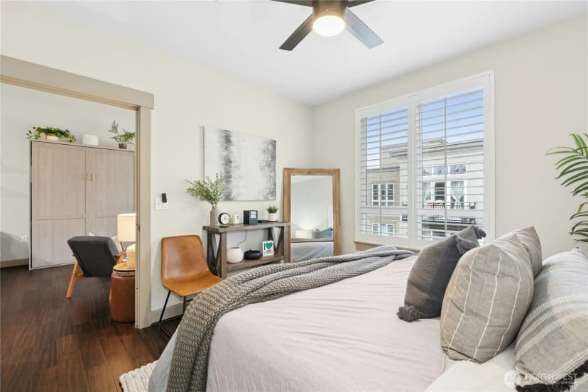 Property photo for 1840 25th Avenue Ne #411, Issaquah photo 14