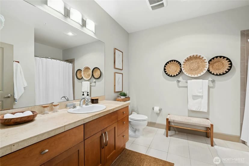 Property photo for 1840 25th Avenue Ne #411, Issaquah photo 17