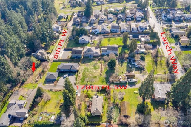 Property photo for 808 178th Place Sw, Lynnwood photo 3