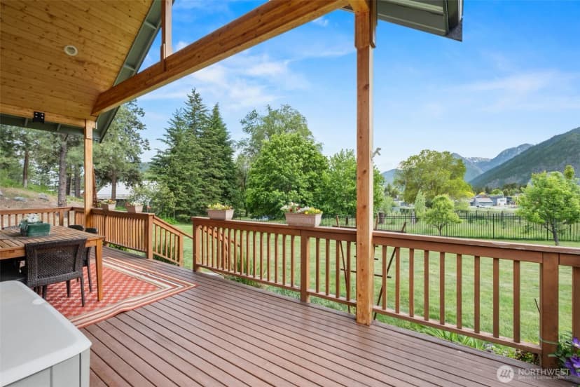 Property photo for 12285 Village View Drive, Leavenworth photo 5