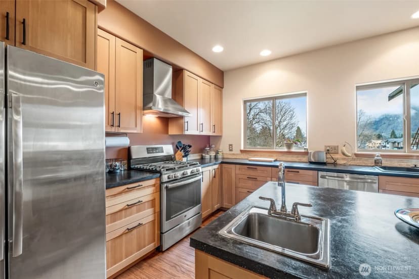 Property photo for 12285 Village View Drive, Leavenworth photo 13