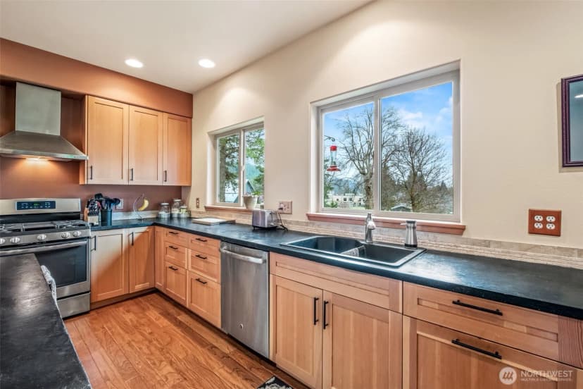 Property photo for 12285 Village View Drive, Leavenworth photo 16