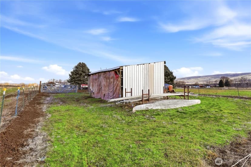 Property photo for 14254 Rutherford Road, Yakima photo 29