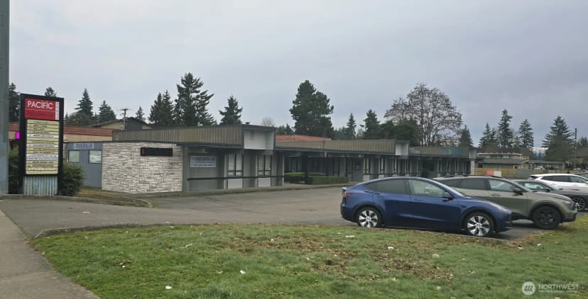 Property photo for 30640 Pacific Hwy Highway S, Federal Way