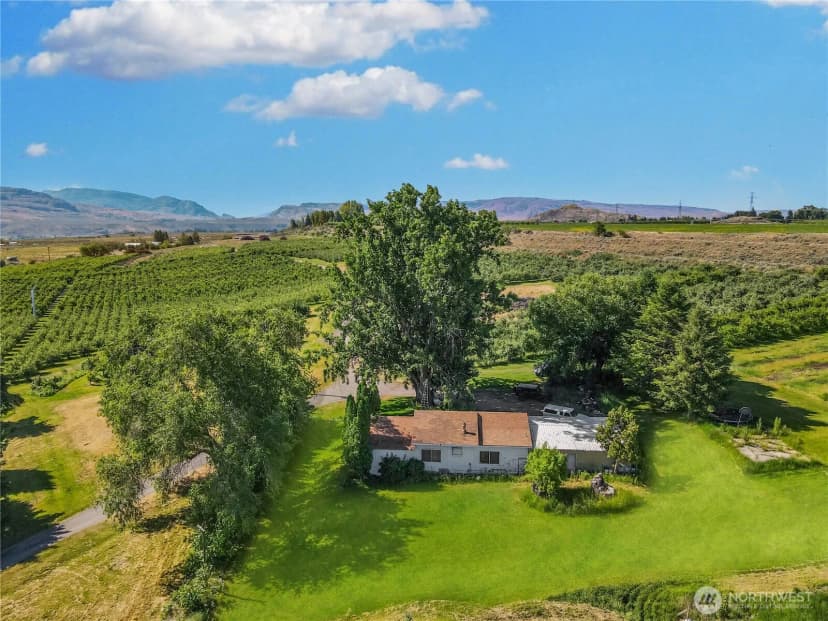 Property photo for 223 Old Riverside Hwy, Omak photo 3