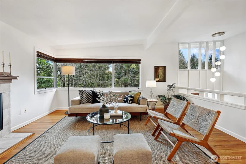 Property photo for 14627 Se Newport Way, Bellevue photo 4