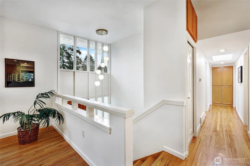 Property photo for 14627 Se Newport Way, Bellevue photo 28