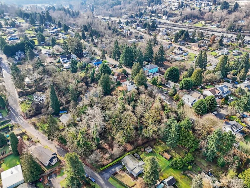 Property photo for 140 Xx 56th Avenue S, Tukwila photo 19