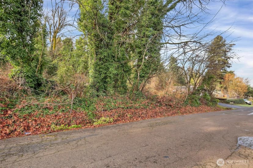 Property photo for 140 Xx 56th Avenue S, Tukwila photo 14