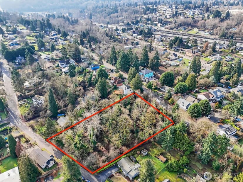 Property photo for 140 Xx 56th Avenue S, Tukwila photo 18