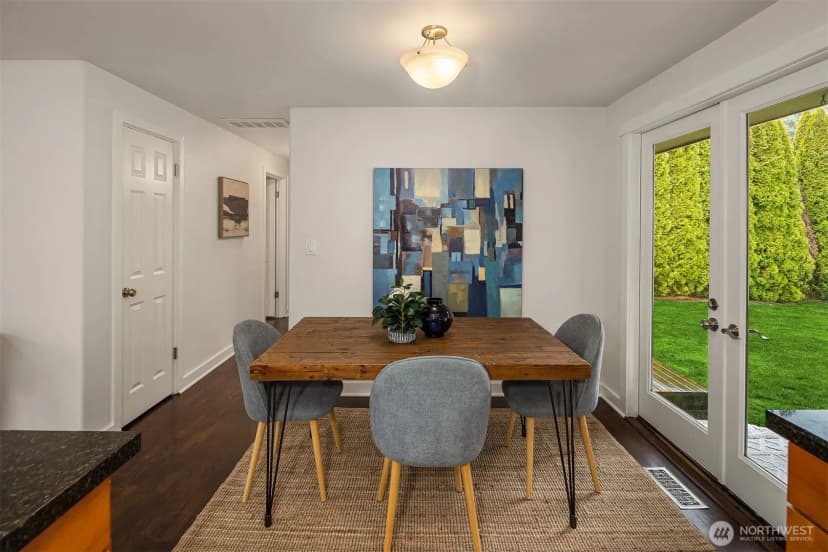 Property photo for 18228 11th Avenue Ne, Shoreline photo 16