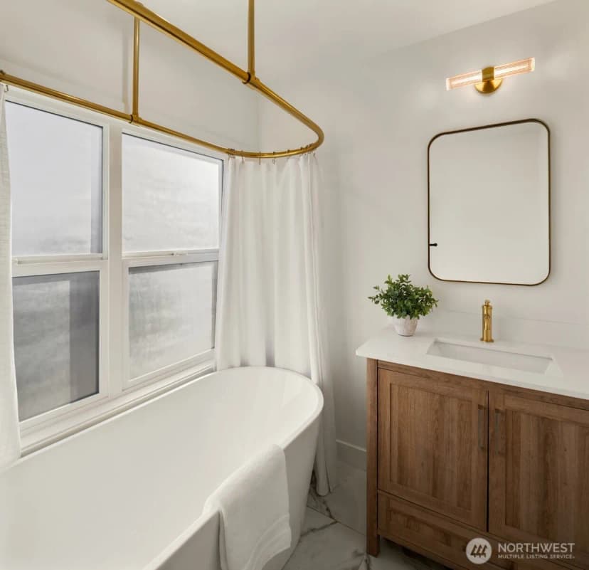 Property photo for 919 23rd Avenue E #a, Seattle photo 16