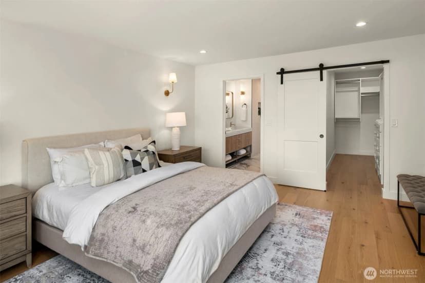 Property photo for 919 23rd Avenue E #a, Seattle photo 18