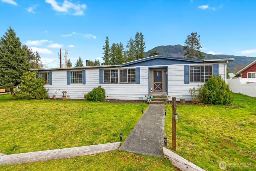Property photo for 840 Madison Avenue, Darrington photo 2