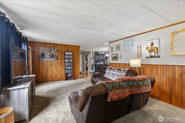 Property photo for 840 Madison Avenue, Darrington photo 3